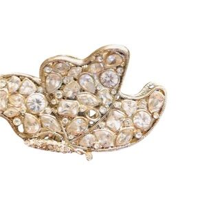 SILVER clear Rhinestone butterfly Hair clamps set of two like new
